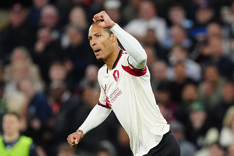 Fenerbahçe’den stopere Liverpool’lu yıldız! Galatasaray’ın da transfer listesinde