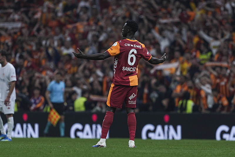 Galatasaray’ın yıldızına Çizme’den sürpriz talip!