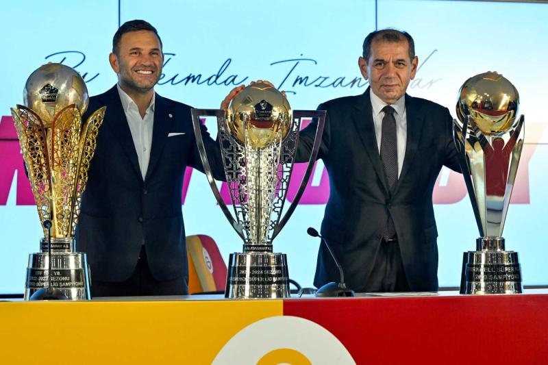 Galatasaray’da Okan Buruk ile Dursun Özbek arasında sözleşme ve transfer toplantısı!