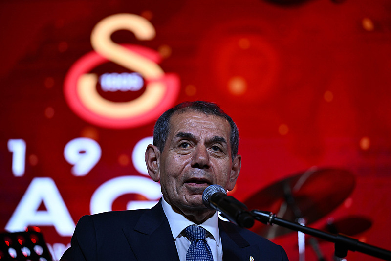Osimhen Galatasaray’dan ayrılacak mı? Dursun Özbek açıkladı