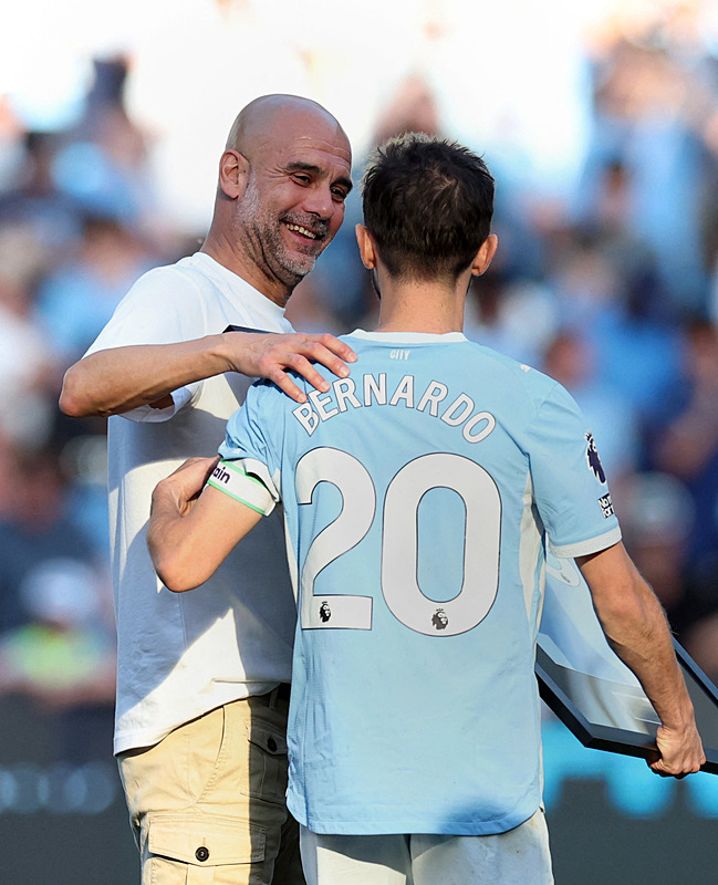 TRANSFER HABERİ: Galatasaray’a Bernardo Silva’dan kötü haber! İşte yeni takımı