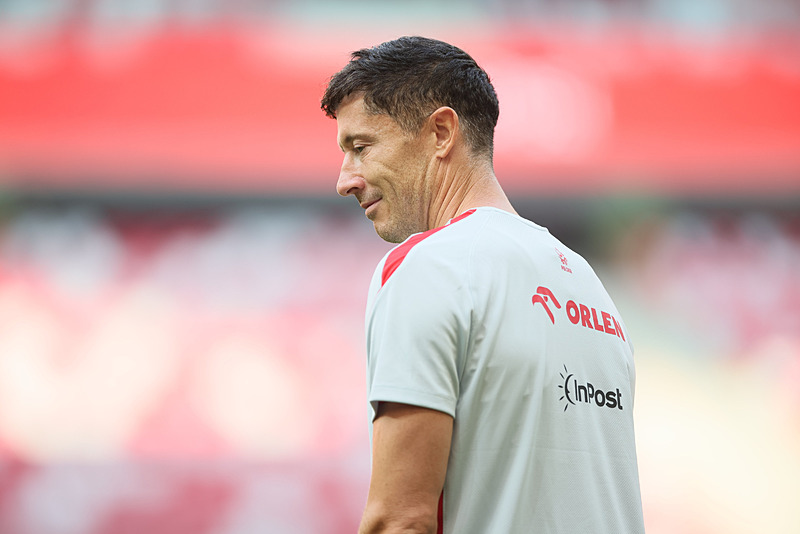 Lewandowski’den Fenerbahçe’ye kötü haber! Transfer görüşmeleri için...