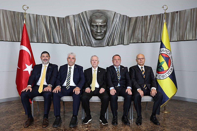 Fenerbahçe’den 50 milyon Euor’luk ayrılık operasyonu!