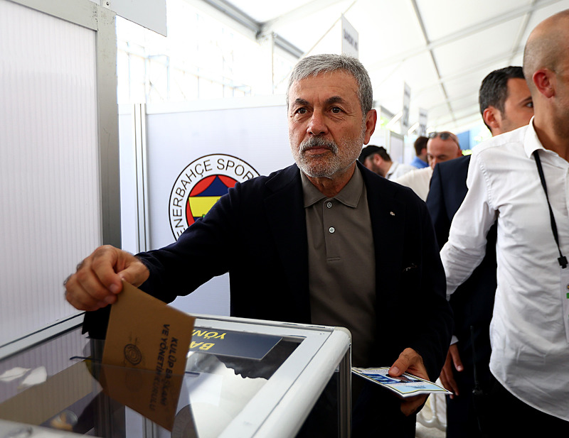 Fenerbahçe’de Aykut Kocaman’ın teknik ekibi belli oluyor!