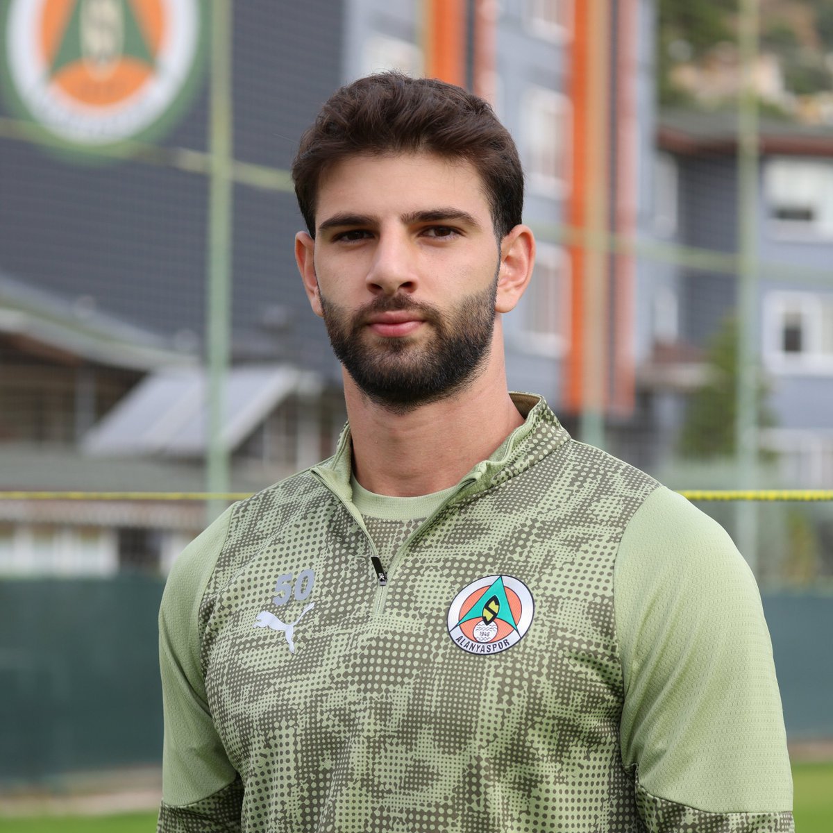 Fenerbahçe ve Galatasaray’dan yeni sezonun ilk transfer derbisi!