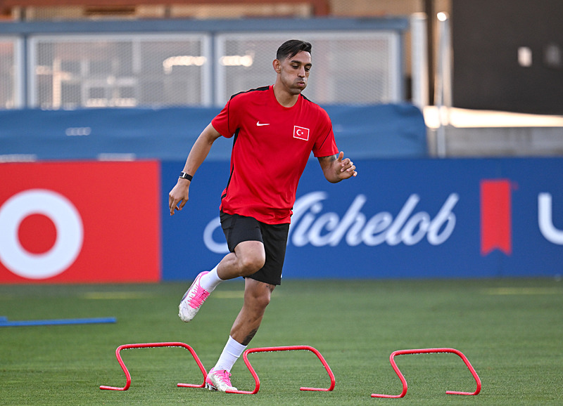 TRANSFER HABERİ: Fenerbahçe’den İrfan Can Kahveci kararı!