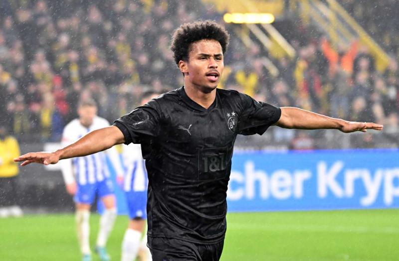Fenerbahçe’de Vedat Muriqi’den sonra sırada Karim Adeyemi’de!