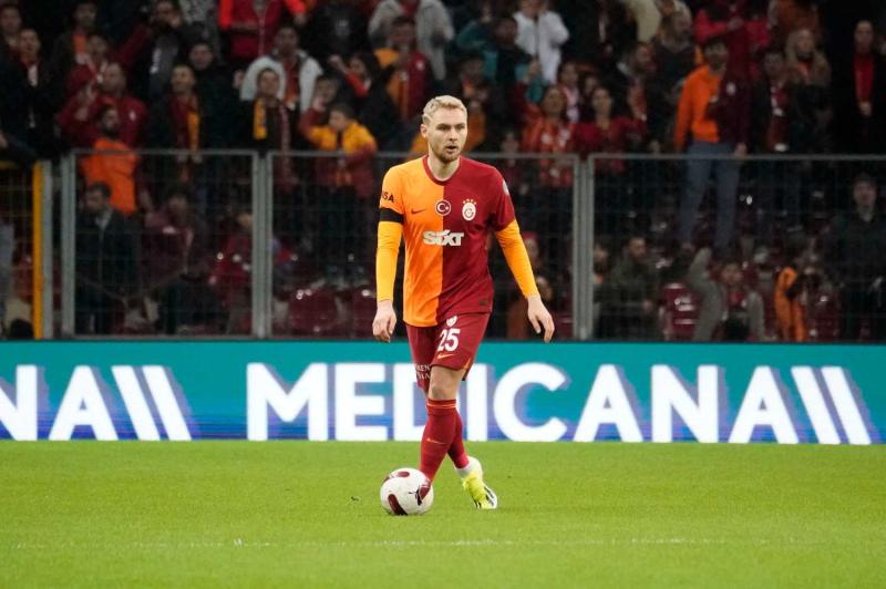Galatasaraylı o isim Premier Lig yolcusu! Yeni takımı Hull City olacak