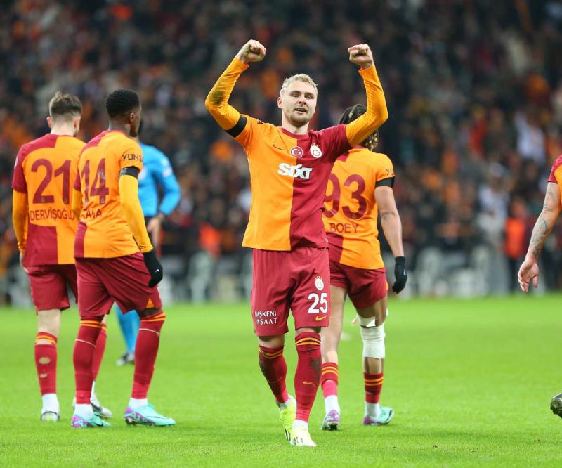 Galatasaraylı o isim Premier Lig yolcusu! Yeni takımı Hull City olacak
