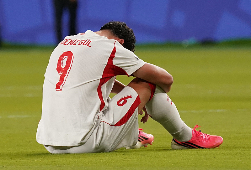 TRANSFER HABERİ: Deniz Gül’den Galatasaray’a haber var! Portekiz basını o gelişmeyi duyurdu