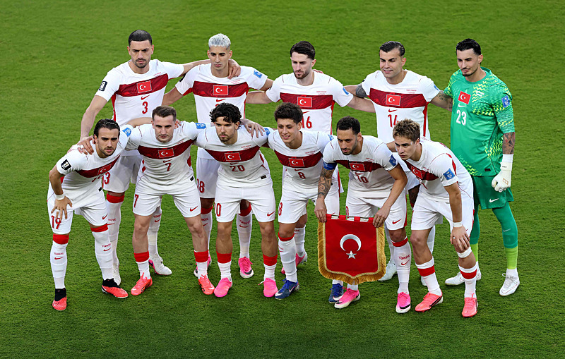 Spor yazarları Türkiye-Paraguay maçını yorumladı!