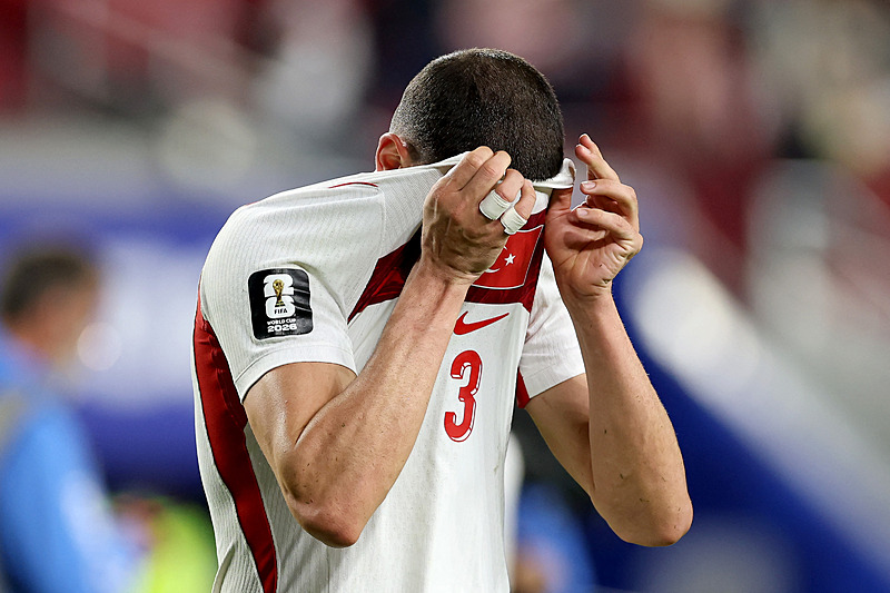 Spor yazarları Türkiye-Paraguay maçını yorumladı!