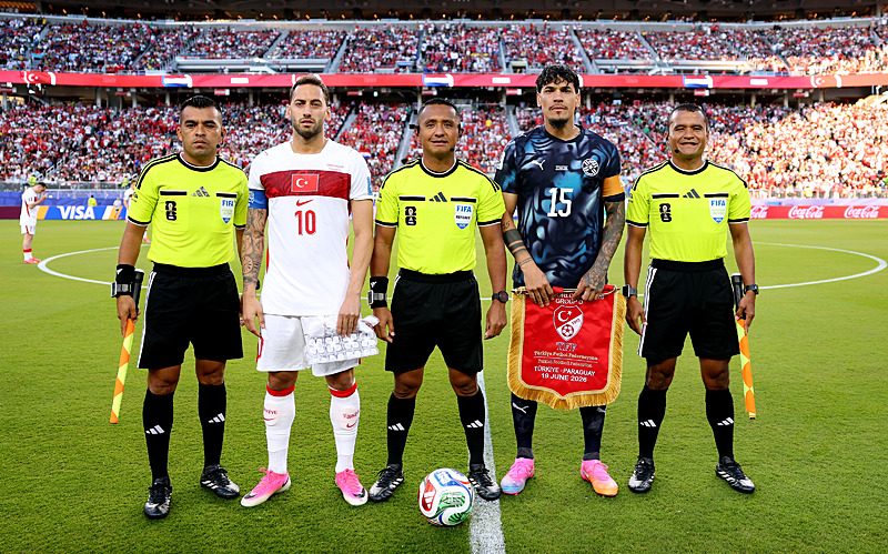 Spor yazarları Türkiye-Paraguay maçını yorumladı!