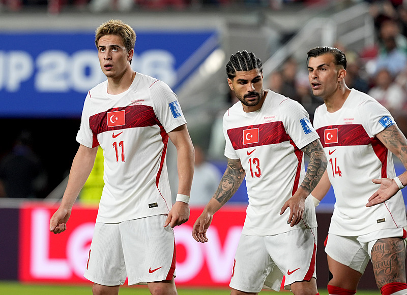 Spor yazarları Türkiye-Paraguay maçını yorumladı!