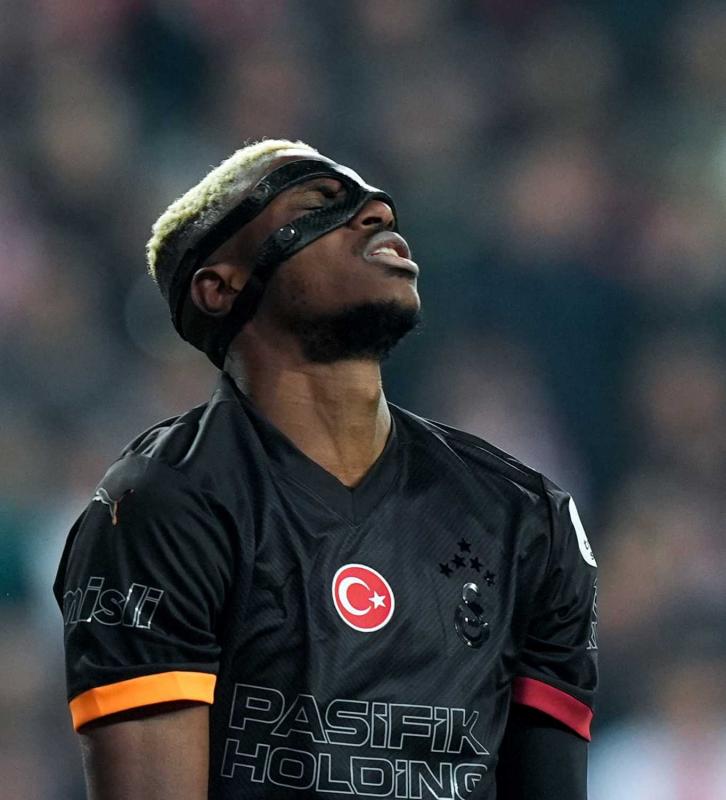 Galatasaray’dan flaş Osimhen kararı! Dursun Özbek dudak uçuklatan teklifi reddetti
