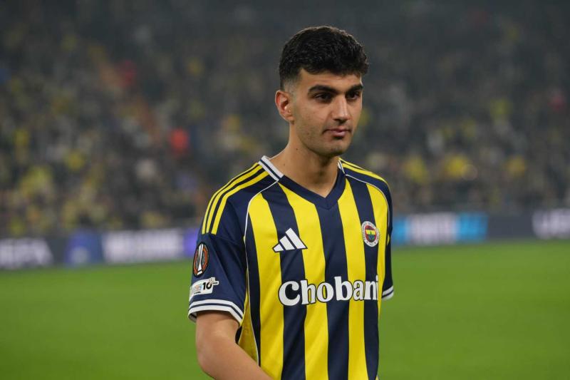 Fenerbahçe’de sürpriz transfer gelişmesi! Yiğit Efe Demir...