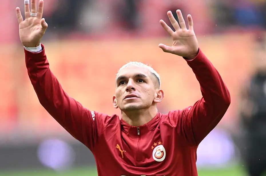 Lucas Torreira’dan Mauro Icardi ve transfer açıklaması!