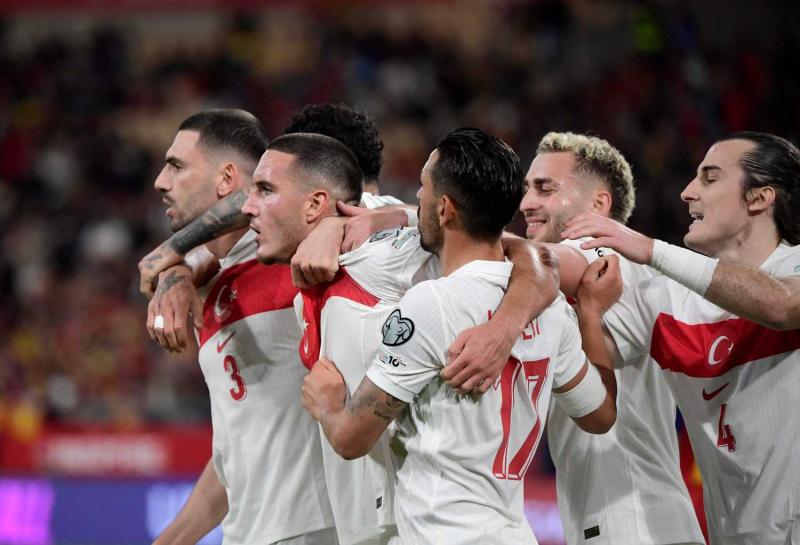 TRANSFER HABERİ: Galatasaray’dan 3 milli yıldıza kanca! Dünya Kupası dönüşü...