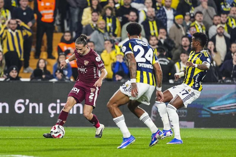 Transferde Okan Buruk’u endişelendiren Fenerbahçe gerçeği!