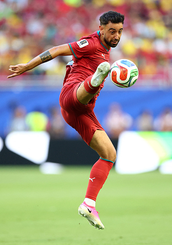 Bruno Fernandes’ten Galatasaray’a flaş yanıt: Transfere açık kapı bıraktı