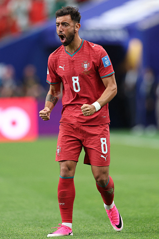 Bruno Fernandes’ten Galatasaray’a flaş yanıt: Transfere açık kapı bıraktı