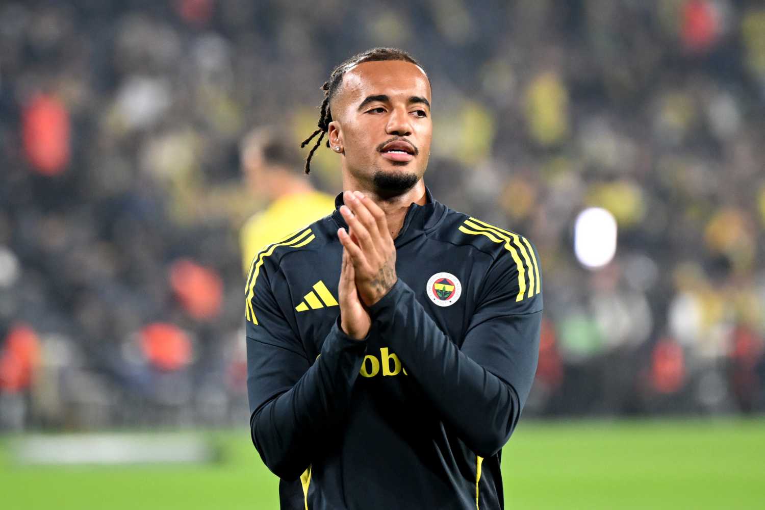 Fenerbahçe’nin transfer gündemindeydi: 4 yıllık kontrata imzayı atıyor!