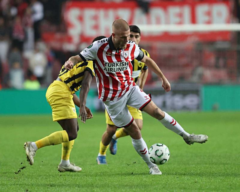 Galatasaray, Samsunspor’un yıldızını istiyor! Transfer görüşmeleri başladı