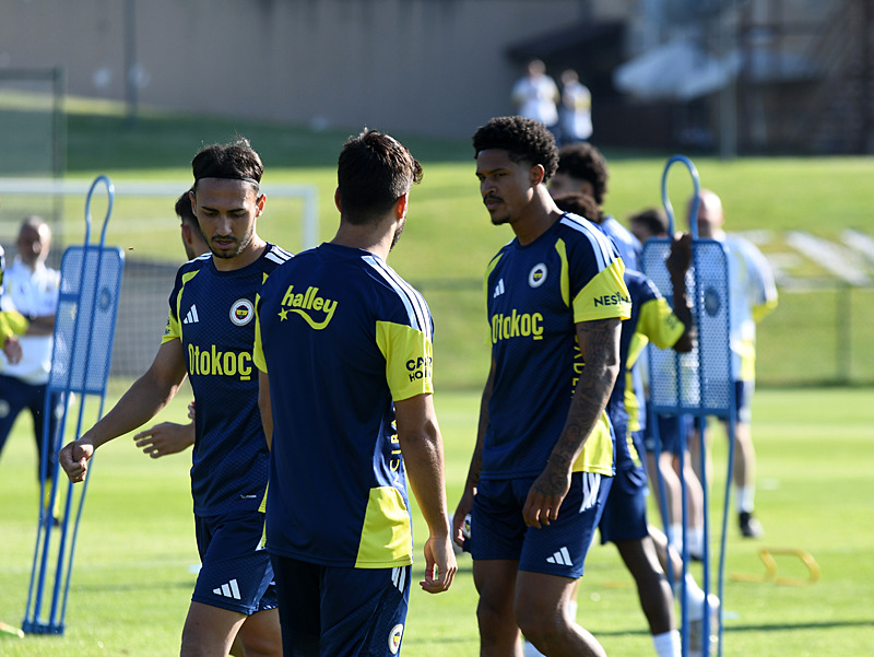 Fenerbahçe transferde gözünü karattı! Guirassy için o 5 ismin biletleri kesiliyor