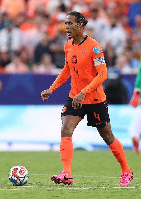 Virgil Van Dijk transferinde sıcak gelişme! Galatasaray istiyordu ancak...