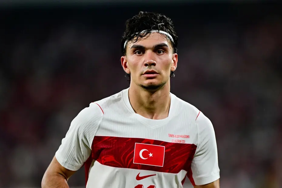 Galatasaray’da 2 imza birden! Cimbom transferdeki suskunluğunu bozuyor