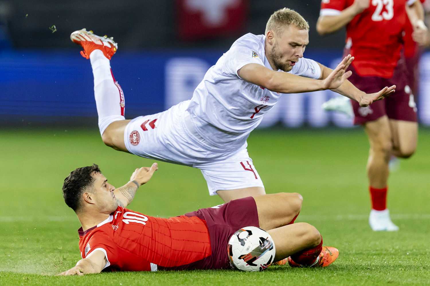Victor Nelsson’a Çizme’den sürpriz talip! İşte Galatasaray’ın kararı