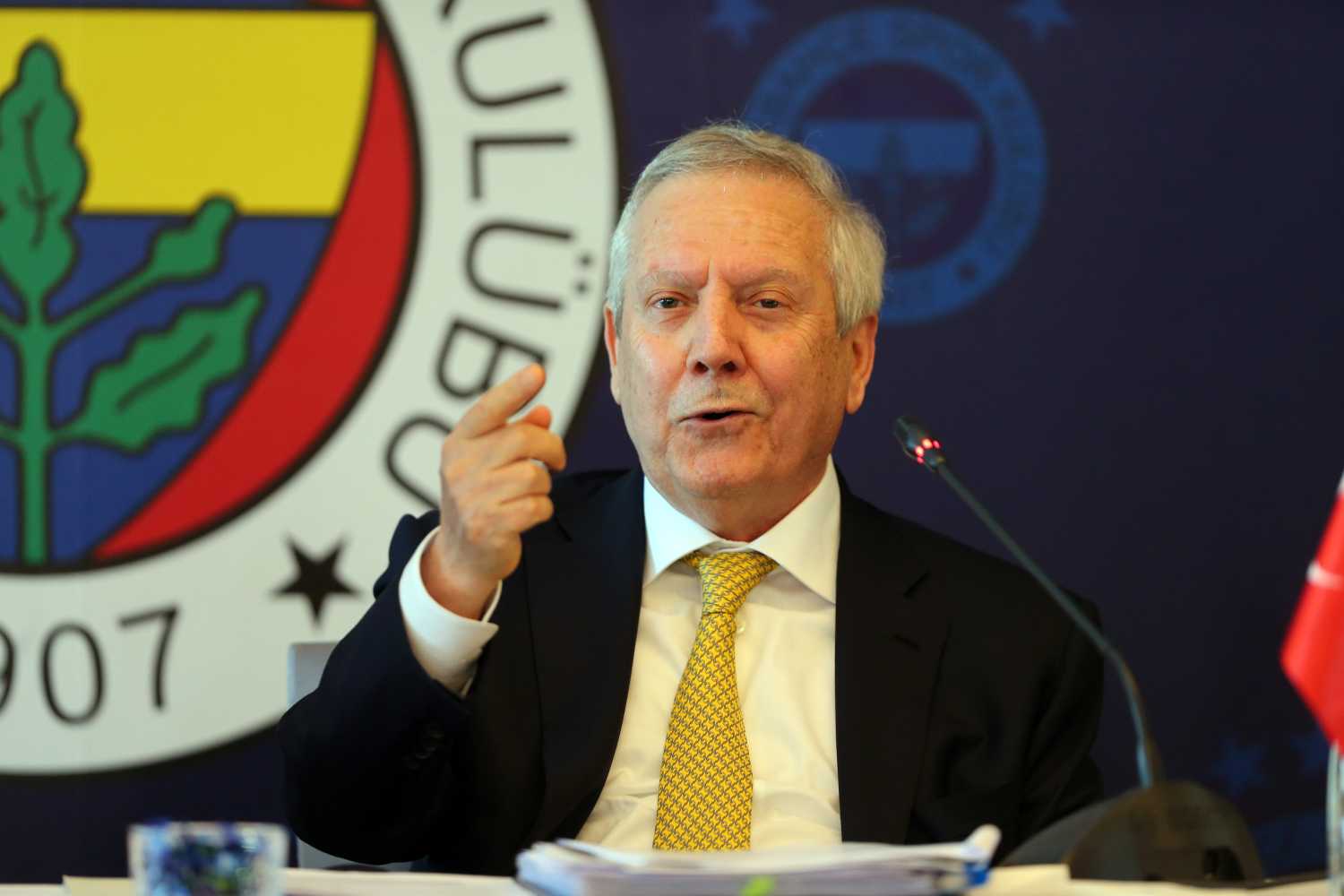 Fenerbahçelilere transferde müjdeli haber! İki forvetten birisi...