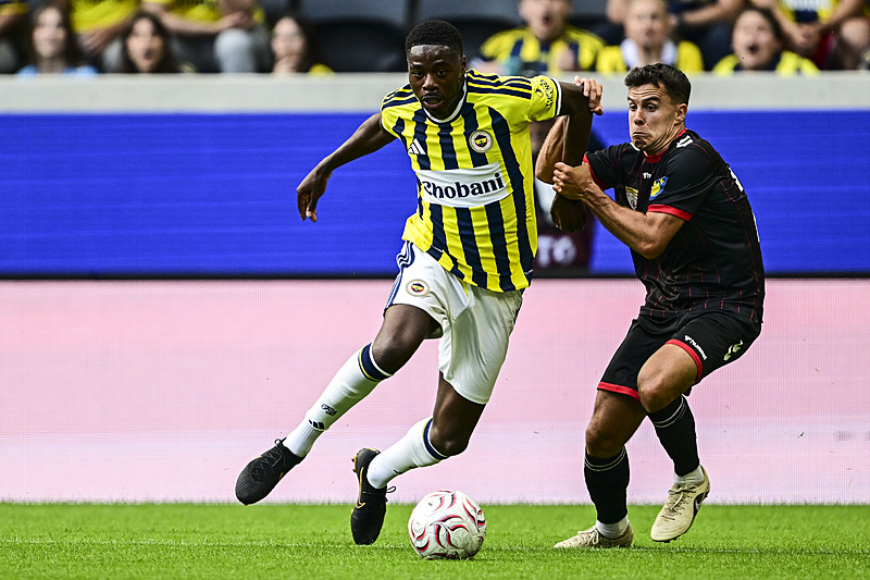 Fenerbahçe’den Süper Lig’in yıldızına kanca! Transfer takasla bitecek