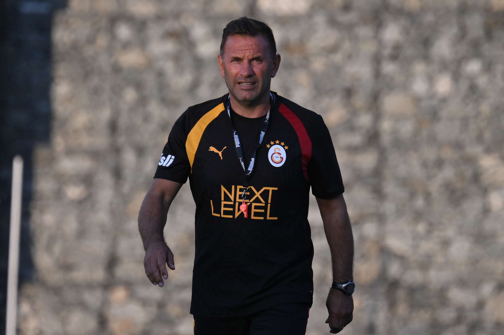 Galatasaray’a transfer şoku! Yıldız isim başka takımı seçti