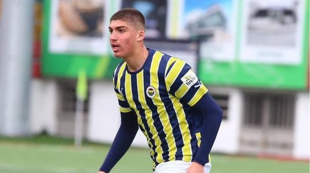 TRANSFER HABERİ: Fenerbahçeli eski isme Galatasaray kancası!