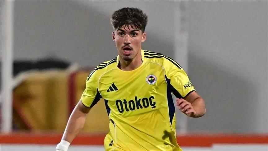 TRANSFER HABERİ: Fenerbahçeli eski isme Galatasaray kancası!