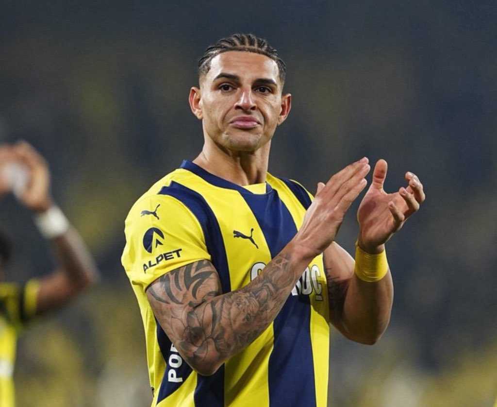 Fenerbahçe’de kadro operasyonu! Beklenen veda gerçekleşiyor