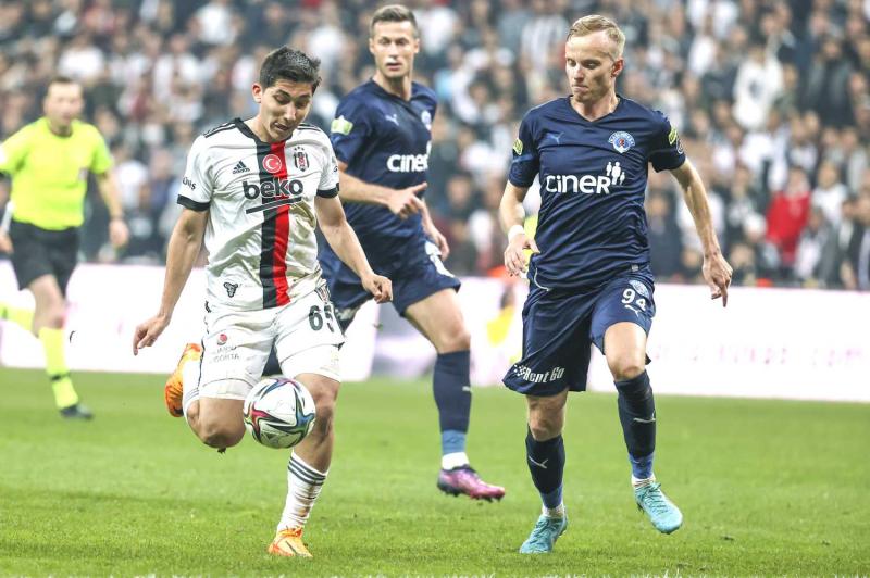 Okan Buruk, transferde Beşiktaş’ın eski yıldızını gözüne kestirdi!