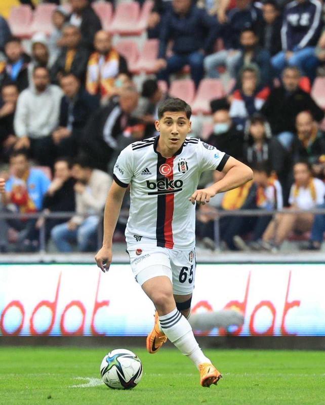 Okan Buruk, transferde Beşiktaş’ın eski yıldızını gözüne kestirdi!