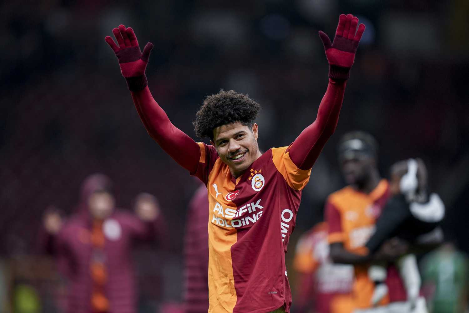 Premier Lig’den Sara’ya kanca! İşte Galatasaray’ın bonservis talebi