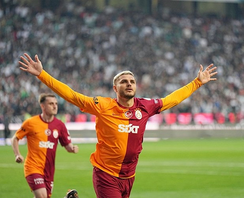 Galatasaray’dan 9 numaraya sürpriz transfer!