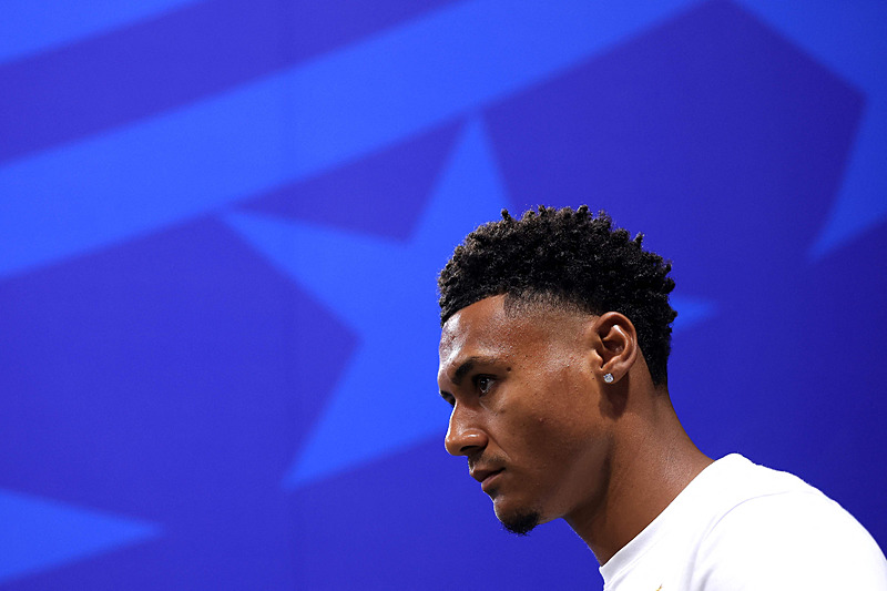 Fenerbahçe, Ollie Watkins için gözünü kararttı!