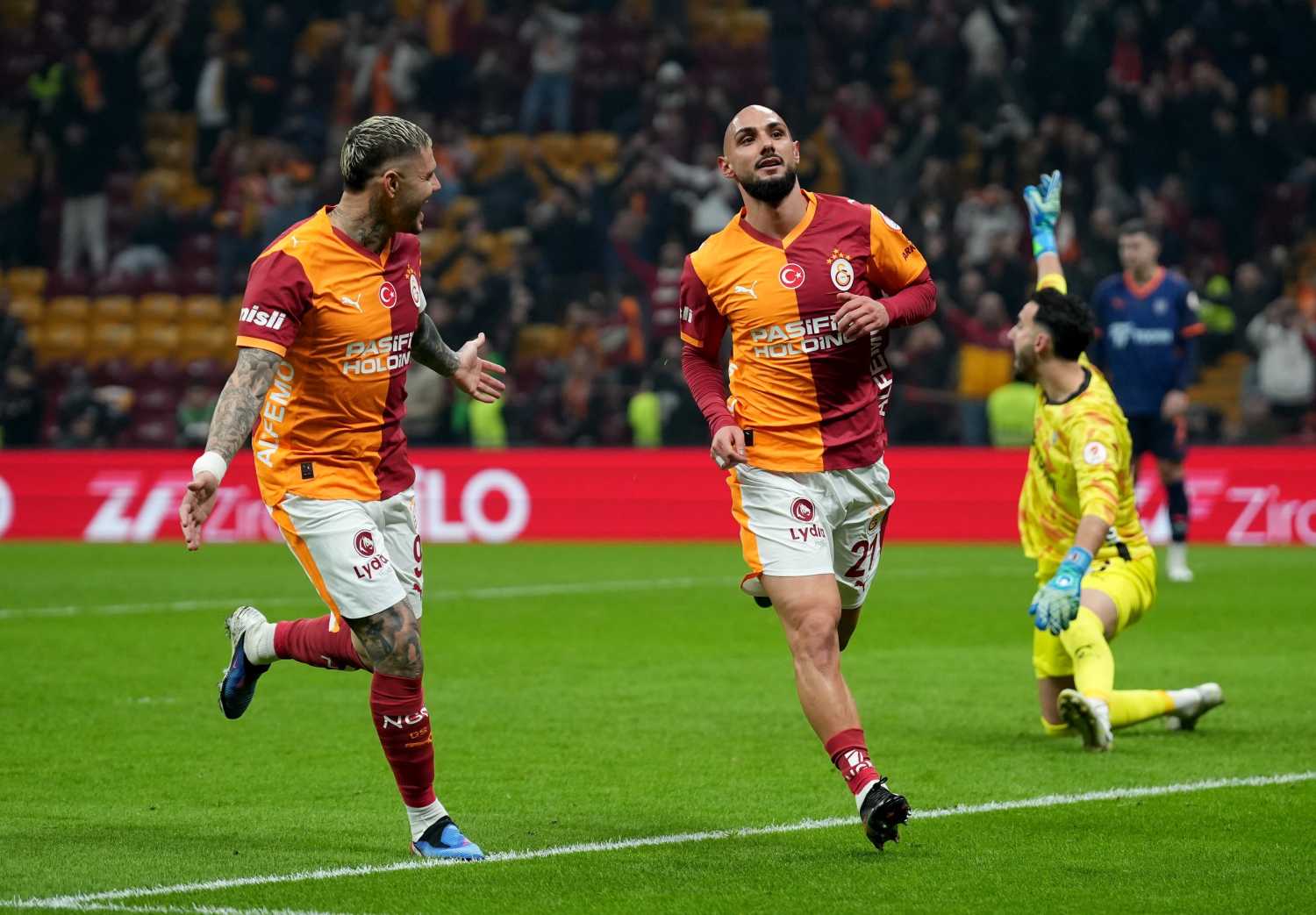 Galatasaray’da o isme Süper Lig’den 2 talip! Ayrılık iddiaları ile gündemdeydi