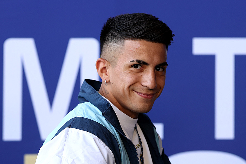 Galatasaray’dan Thiago Almada için teklif yolda! Okan Buruk onu çok istiyor
