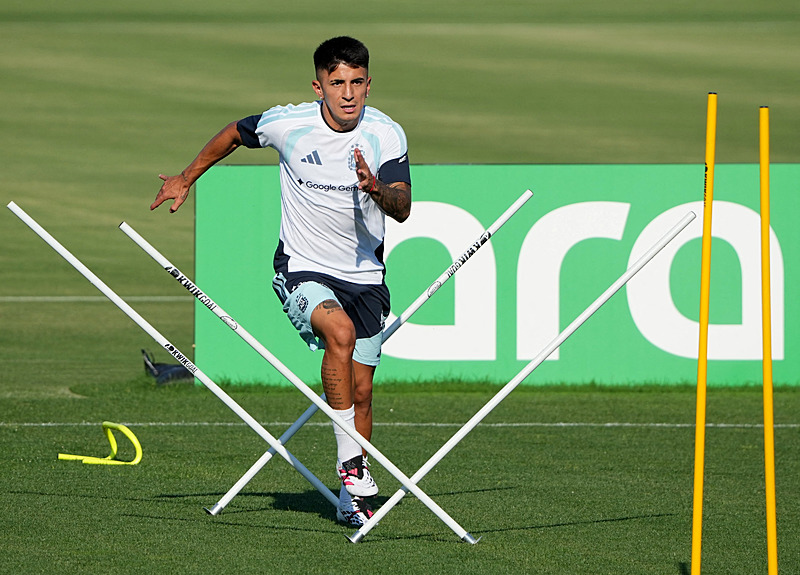 Galatasaray’dan Thiago Almada için teklif yolda! Okan Buruk onu çok istiyor
