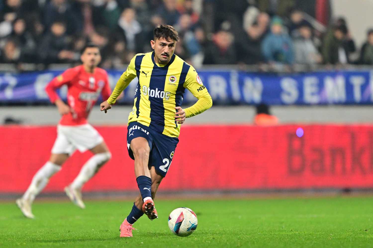 Fenerbahçe’de yıldız isme İtalya’dan talip! İsmail Kartal kalsın demişti