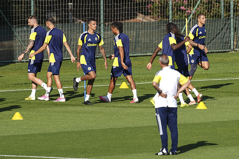 Fenerbahçe’de yıldız isme İtalya’dan talip! İsmail Kartal kalsın demişti