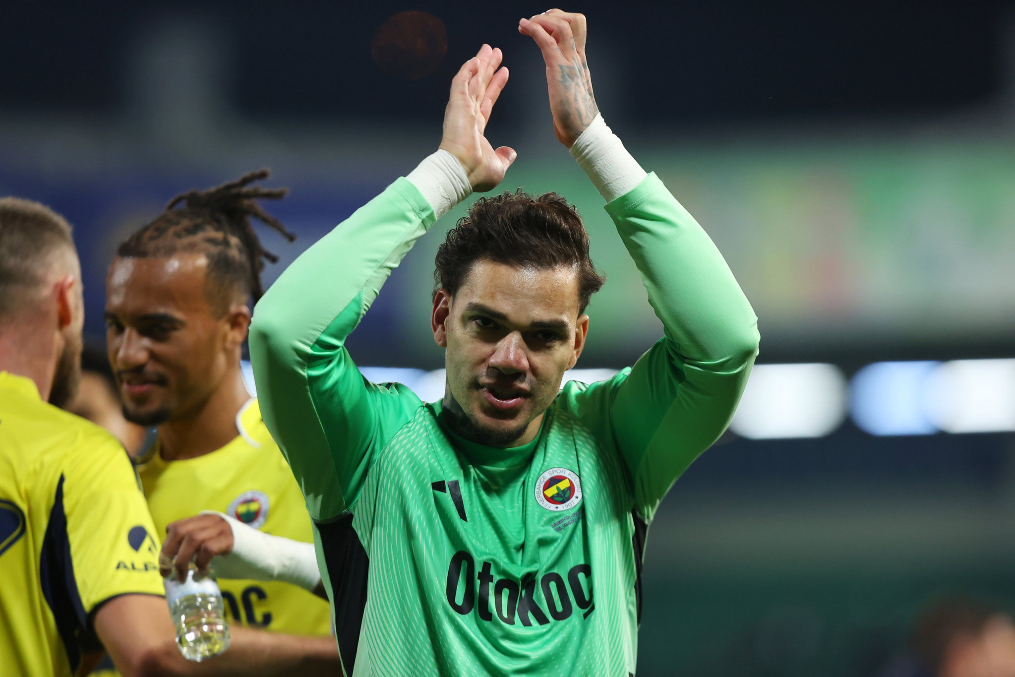 Fenerbahçe yönetiminden Ederson’a ayrılık şartı! Juventus’un transfer listesinde yer alıyor