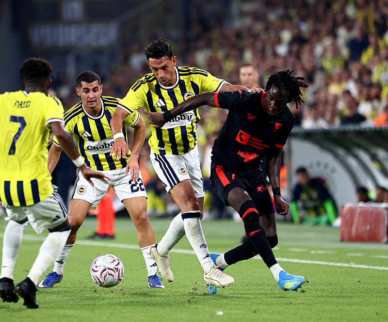 Spor yazarları Fenerbahçe-Gornik Zabrze maçını değerlendirdi