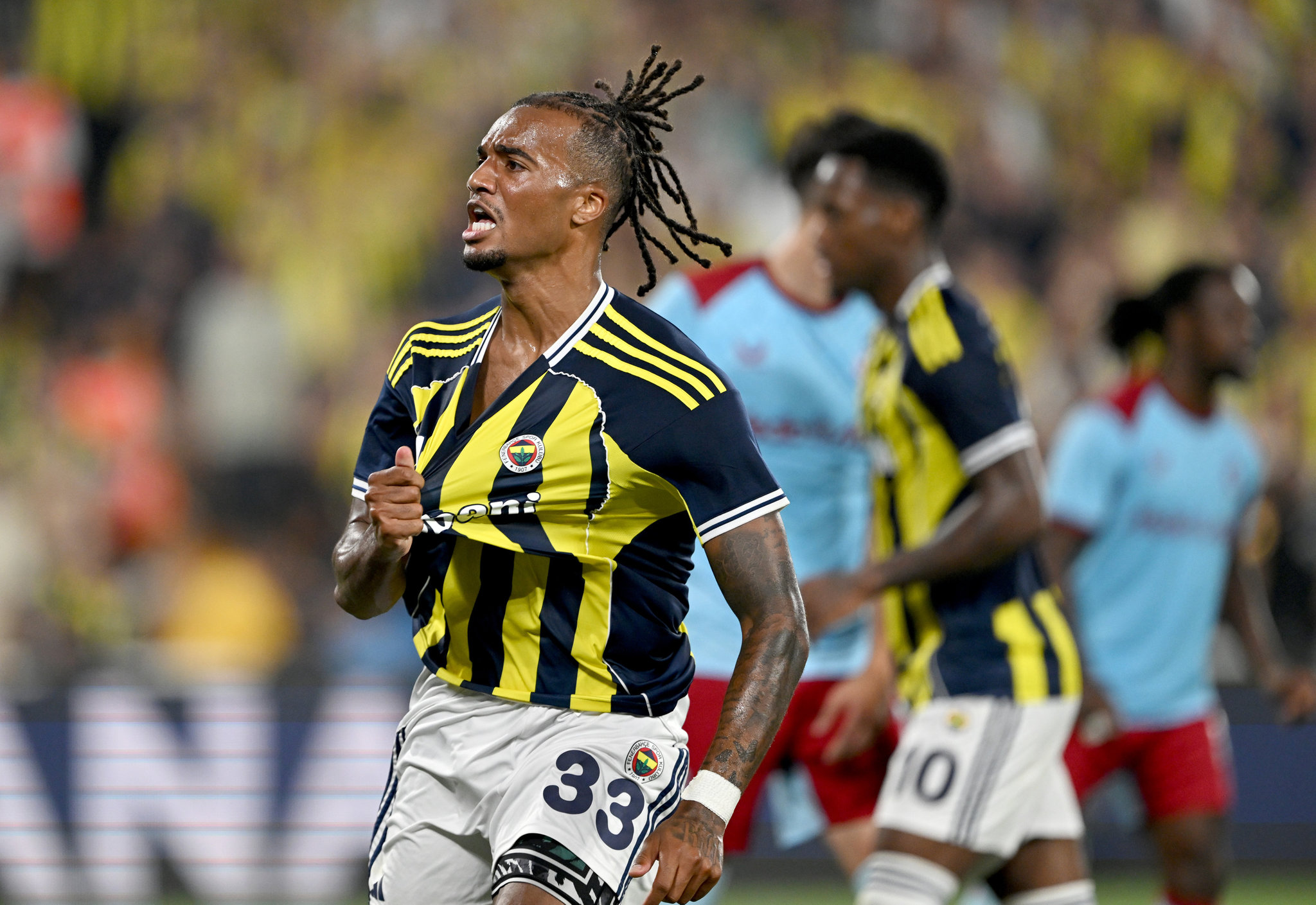 Chelsea ve Manchester United, Fenerbahçe’nin yıldızını istiyor!